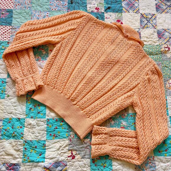 Vintage 40s/50s Creamsicle Hand Knit Ruffled Peaked Puff Sleeve Cardigan Sweater - Picture 6 of 6